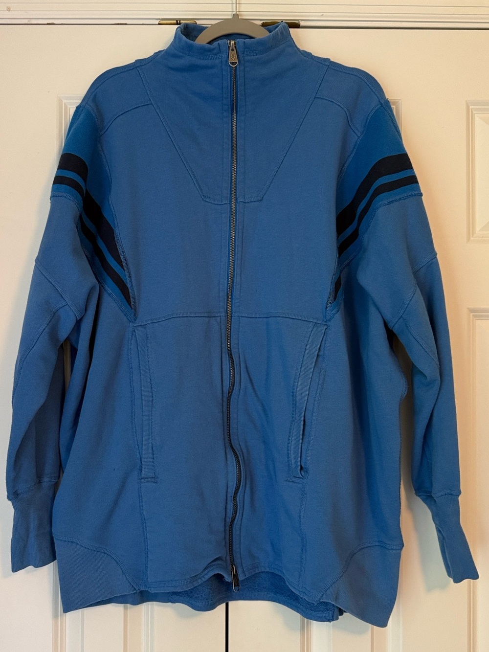 FP Movement Blue Zip-Up Jacket Black Stripe Size M Double Zipper Oversized Fit